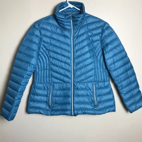 Kenneth Cole Reaction women’s puffed jacket - Picture 8 of 9